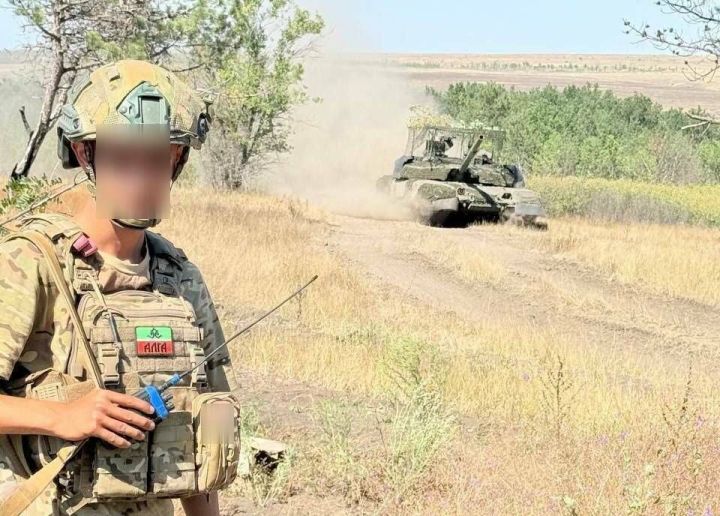 18 яше тулуга  СВОга киткән Кукмара егете: «Алгы сафка кереп чыгудан да кыены юк»