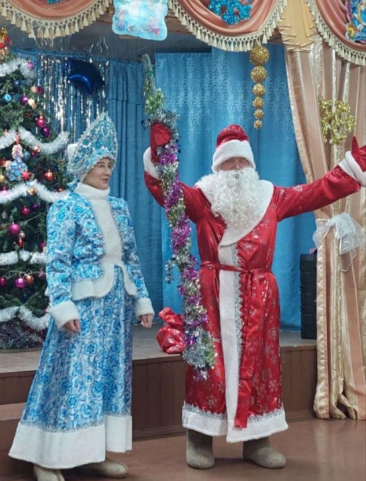 Ясир Кыш бабай:  «Кешеләрне күңел ачтырырга яратам мин»