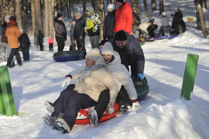 Аккош күле буенда халык актив ял итә (ФОТОРЕПОРТАЖ)