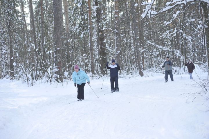 Аккош күле буенда халык актив ял итә (ФОТОРЕПОРТАЖ)