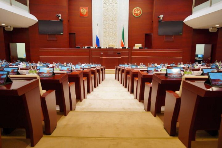 Бюджет турындагы закон проекты беренче укылышта карауга әзерләнде