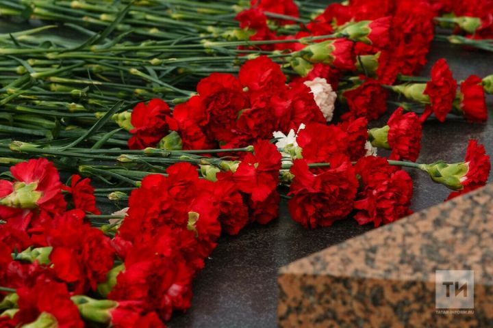 30 октябрь – Сәяси репрессия корбаннарын искә алу көне
