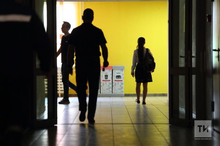 Ризамы, гаризамы? Мәктәптән кайткан «сәлам хат»лары фикер каршылыгы тудырды