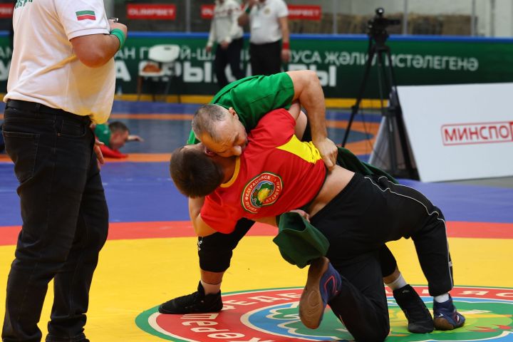 Муса Җәлил истәлегенә «ВТ» гамәлгә куйган көрәш турнирының беренче көне