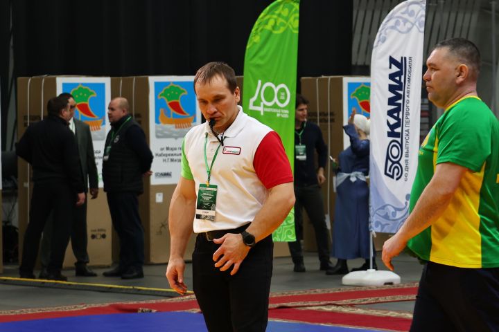 Муса Җәлил истәлегенә «ВТ» гамәлгә куйган көрәш турнирының беренче көне