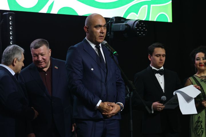 Муса Җәлил истәлегенә «ВТ» гамәлгә куйган көрәш турнирының беренче көне