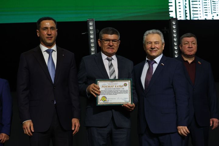 Муса Җәлил истәлегенә «ВТ» гамәлгә куйган көрәш турнирының беренче көне