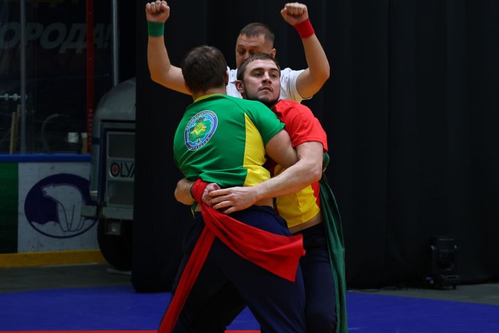 Муса Җәлил истәлегенә «ВТ» гамәлгә куйган көрәш турнирының беренче көне