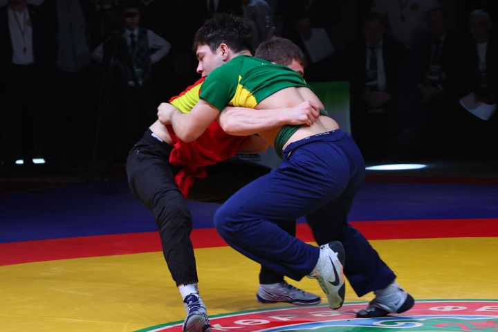 Муса Җәлил истәлегенә «ВТ» гамәлгә куйган көрәш турнирының икенче көне