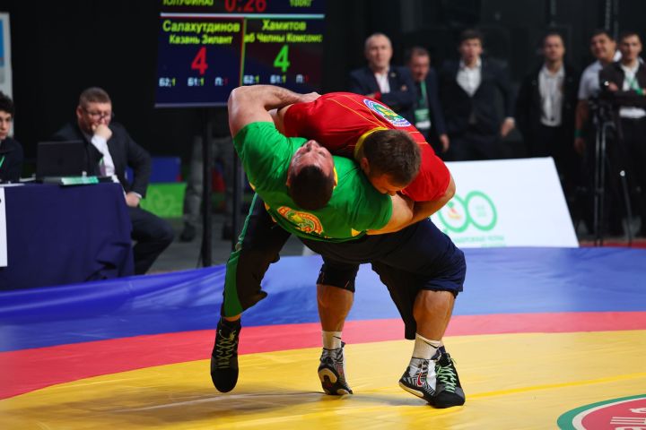 Муса Җәлил истәлегенә «ВТ» гамәлгә куйган көрәш турнирының икенче көне