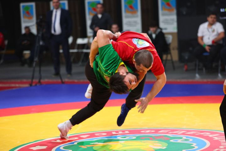 Муса Җәлил истәлегенә «ВТ» гамәлгә куйган көрәш турнирының икенче көне