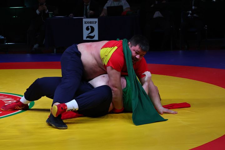 Муса Җәлил истәлегенә «ВТ» гамәлгә куйган көрәш турнирының икенче көне