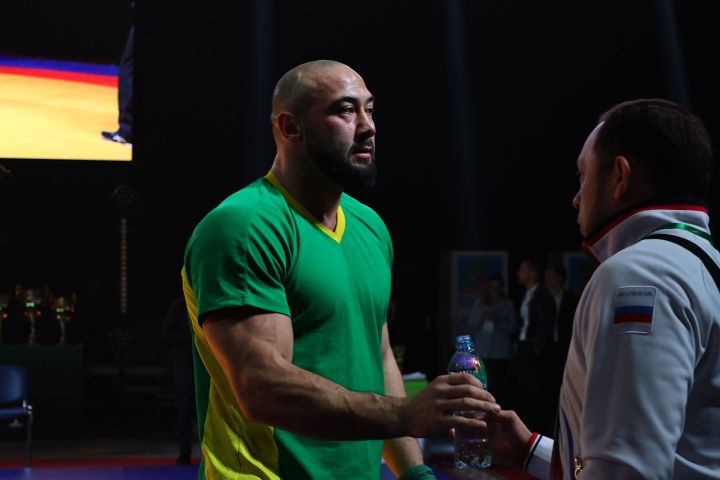 Муса Җәлил истәлегенә «ВТ» гамәлгә куйган көрәш турнирының икенче көне