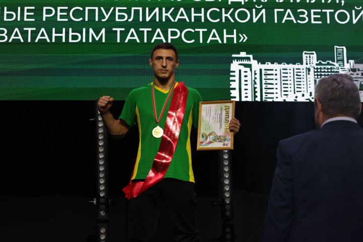 Муса Җәлил истәлегенә «ВТ» гамәлгә куйган көрәш турнирының икенче көне