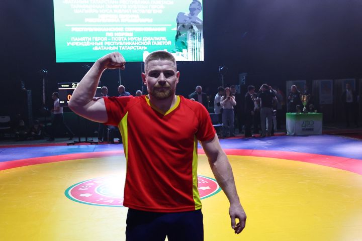 Муса Җәлил истәлегенә «ВТ» гамәлгә куйган көрәш турнирының икенче көне