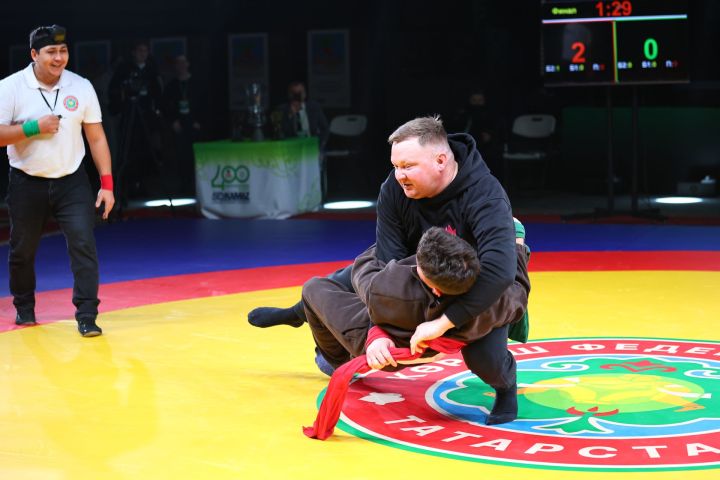Муса Җәлил истәлегенә «ВТ» гамәлгә куйган көрәш турнирының икенче көне