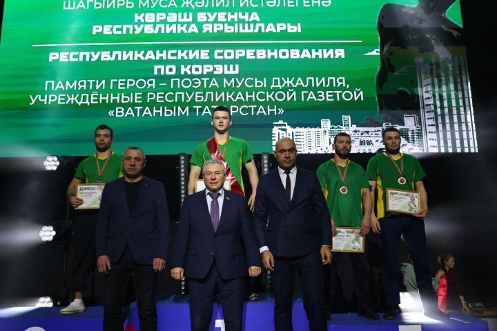 Муса Җәлил истәлегенә «ВТ» гамәлгә куйган көрәш турнирының икенче көне