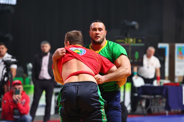 Муса Җәлил истәлегенә «ВТ» гамәлгә куйган көрәш турнирының икенче көне