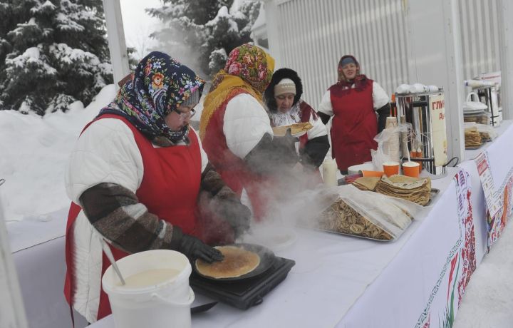 Казанда Май чабу бәйрәме уза (ФОТОРЕПОРТАЖ)