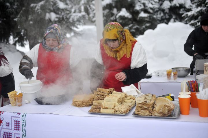 Казанда Май чабу бәйрәме уза (ФОТОРЕПОРТАЖ)