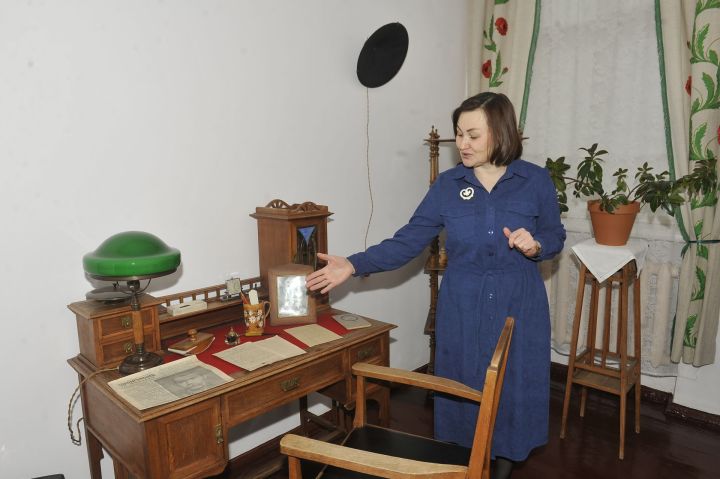 Муса Җәлилнең музей-фатирында шагыйрьнең хатларын уку чарасыннан фоторепортаж