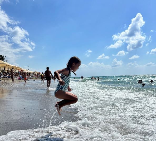 «Бәяләр арта, дип кенә ялдан баш тартырга җыенмый»: быел туристлар кайда ял итүне кулай күрә?