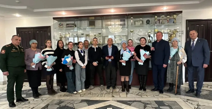 Балтачта хәрби бүләкләр тапшырылды