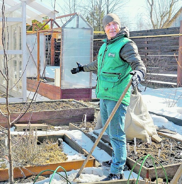 Туфрак сый көтә: агроном Хәким Моратов язгы тукландыру буенча киңәшләр бирде