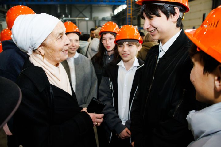 «Акчасын әйбәт түләгәч, яшьләр, эшлим, дип кенә тора»