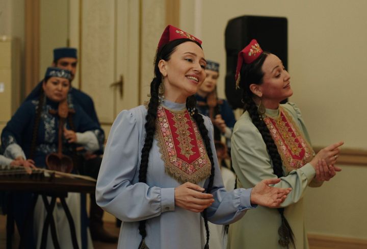 Халыкларны берләштергән көй