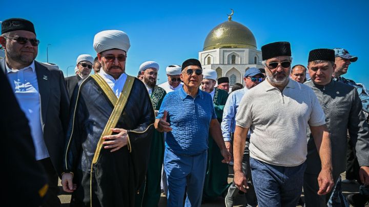 Рөстәм Миңнеханов «Изге Болгар җыены»нда катнашты