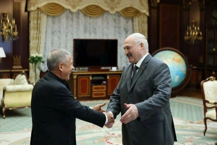 Рөстәм Миңнеханов Александр Лукашенкога: «Кунакчыллыгыгыз өчен рәхмәт!»