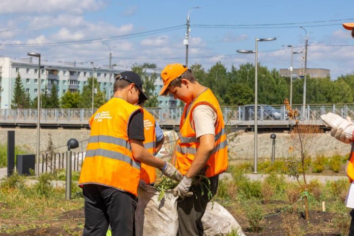 Эш беткәч, уйнарга ярый: яшүсмерләрне эшкә алырга җыенган компанияләр саны арткан