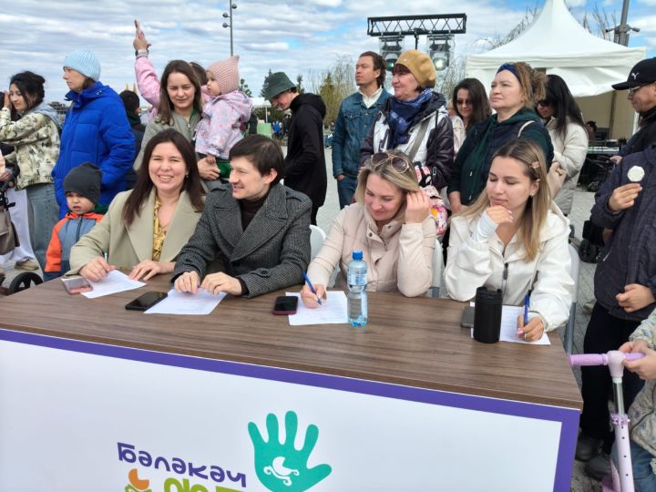 «Елмай» паркында узган «Бәләкәч-фест» фестиваленнән ФОТОРЕПОРТАЖ