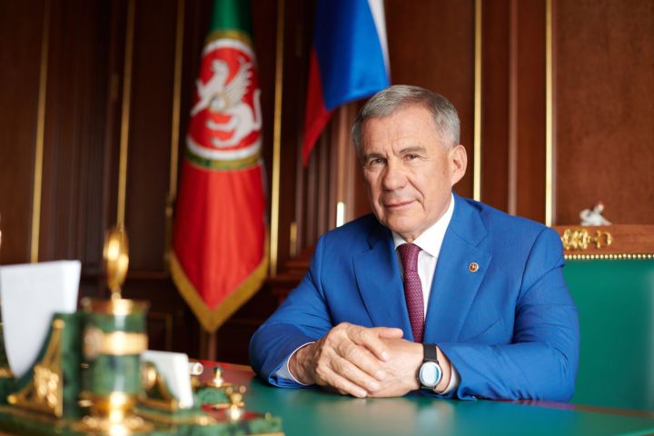 Рөстәм Миңнеханов: «Ватанның азатлыгын саклап калган җиңүчеләр буынына без рәхмәтле»