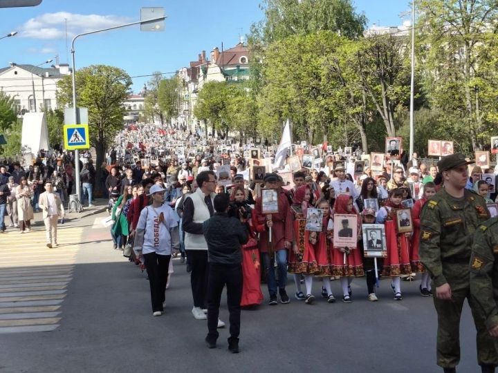 Казанда «Үлемсез полк»та 130 меңләп татарстанлы катнашкан