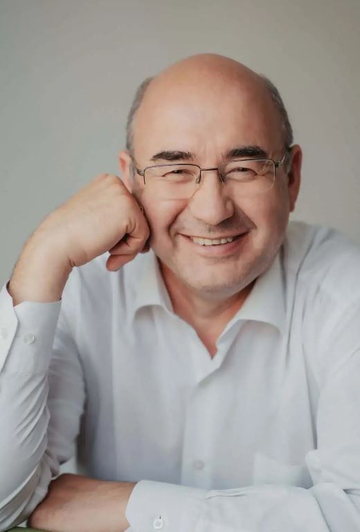 Рәдиф Җамалетдинов: «Татфак» бүген дә яши»