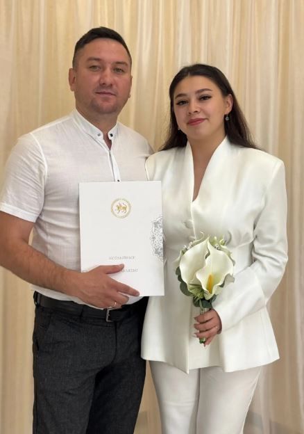 Бер көндә сигез пар кавышкан
