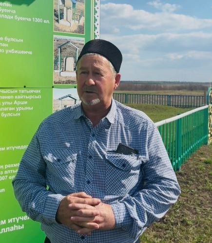 Гомәр Сәлахов: «Зиратларда күңел тынычлыгы табам»