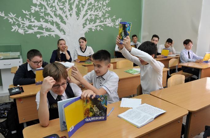 Яңа уку елыннан мәктәпләрдә тәртип өчен билге куя башлаячаклар