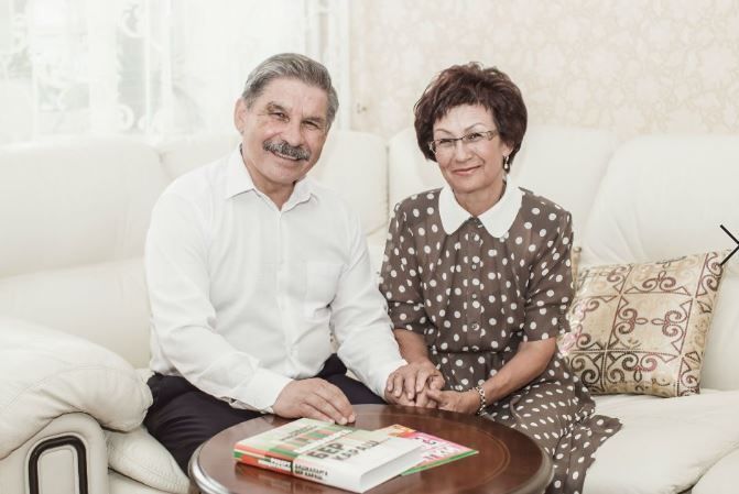 Клара Миңнуллина: «Авыр вакытларда Роберт белән сөйләшәм»