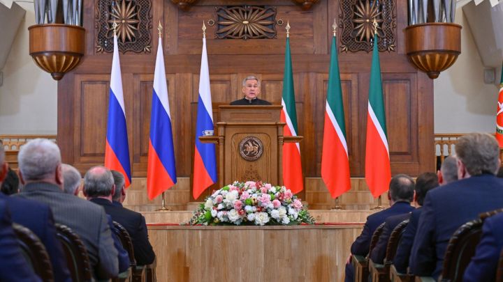 Рөстәм Миңнеханов: «Без бергә барлык максатларга да ирешербез дип ышанам»