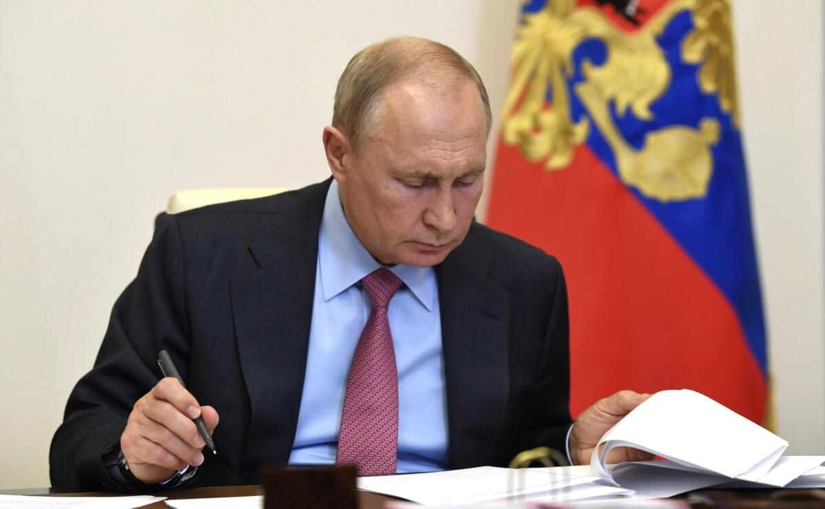 Владимир Путин чираттагы киңәшмә җыйды: «Барысы да үз җае белән барыр дияргә ярамый»