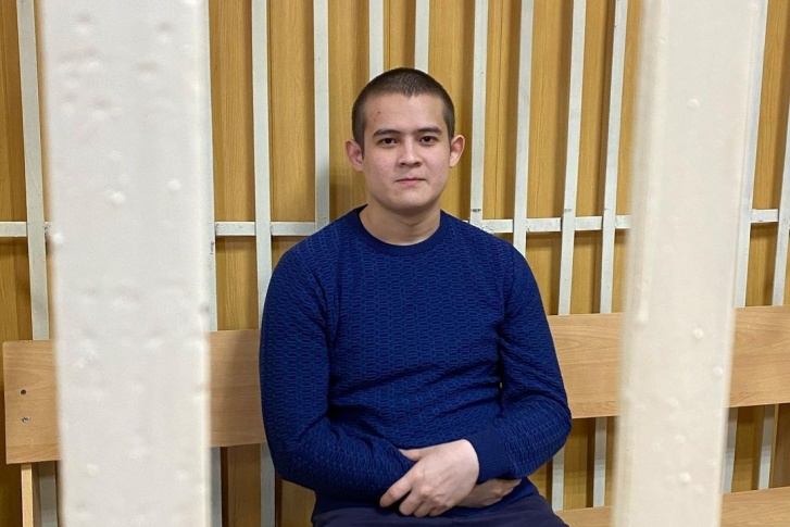 Рамил Шәмсетдинов судта атыш вакытында исән калган хезмәттәше алдында гафу үтенде