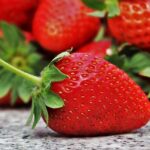 strawberries-3359755_640