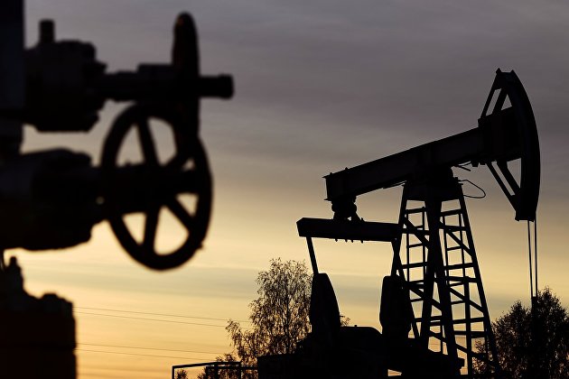 Әйләнечтән юл туры: Россия нефтенең рәхәтен кем күрә?